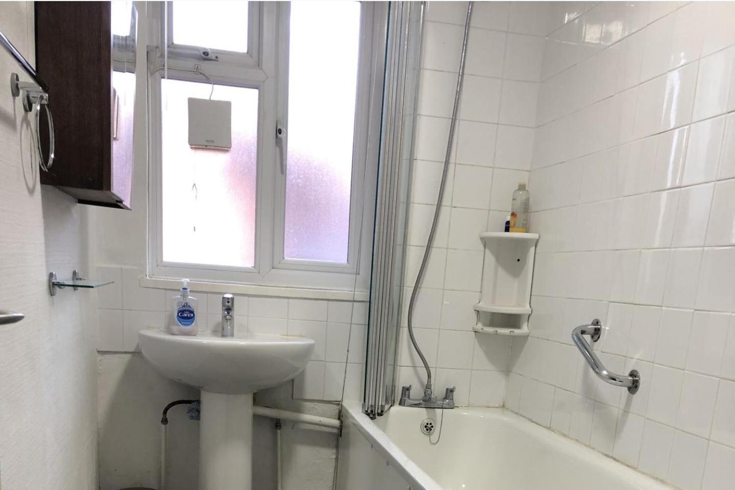 Lovely One-Bed Apartment To Rent In לונדון מראה חיצוני תמונה